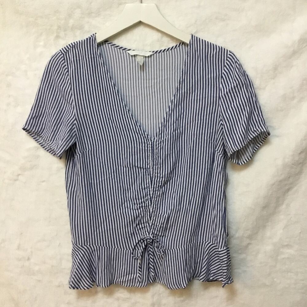 H&M Blue Striped Short Sleeve V-Neck Ruffled Top